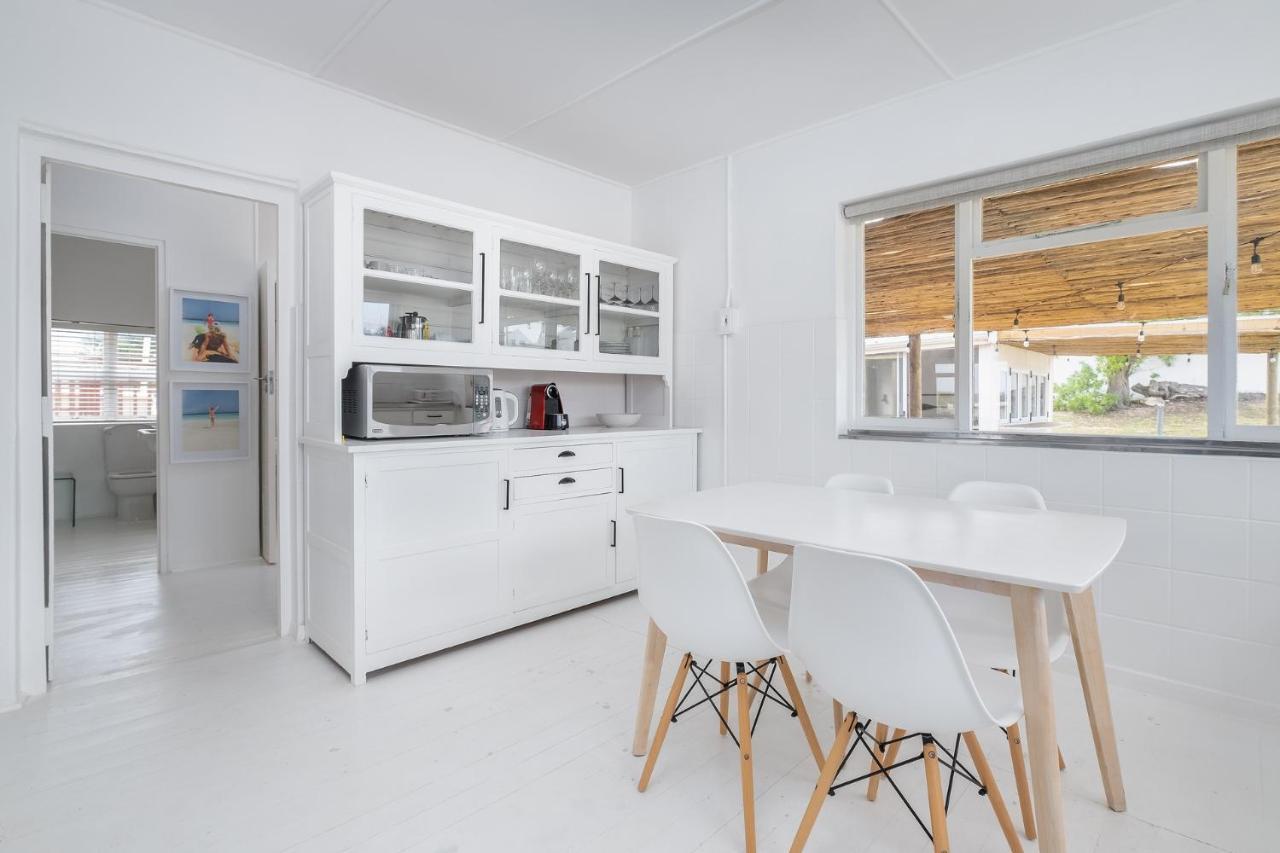Live Simply House * Stilbaai